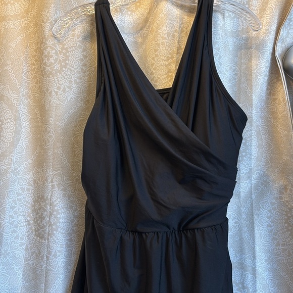 NWT Lands End Slendersuit Wrap Top Skirted Swim Dress - Picture 10 of 12